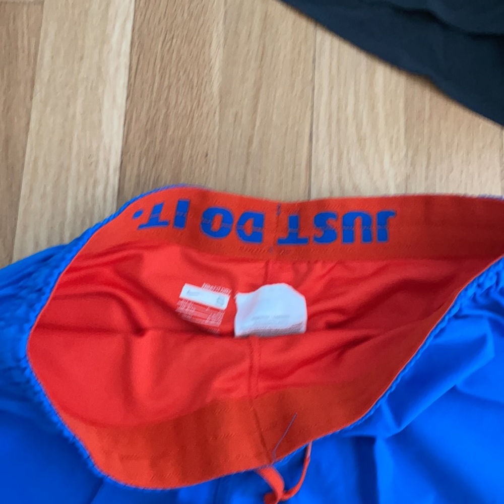 5 pairs of Nike Dry Fit running shorts - Picture 3 of 11